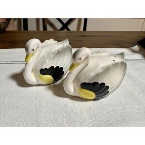 Vintage Swan Salt & Pepper Shakers Ceramic Pair Japan White Bird Cork Stoppers